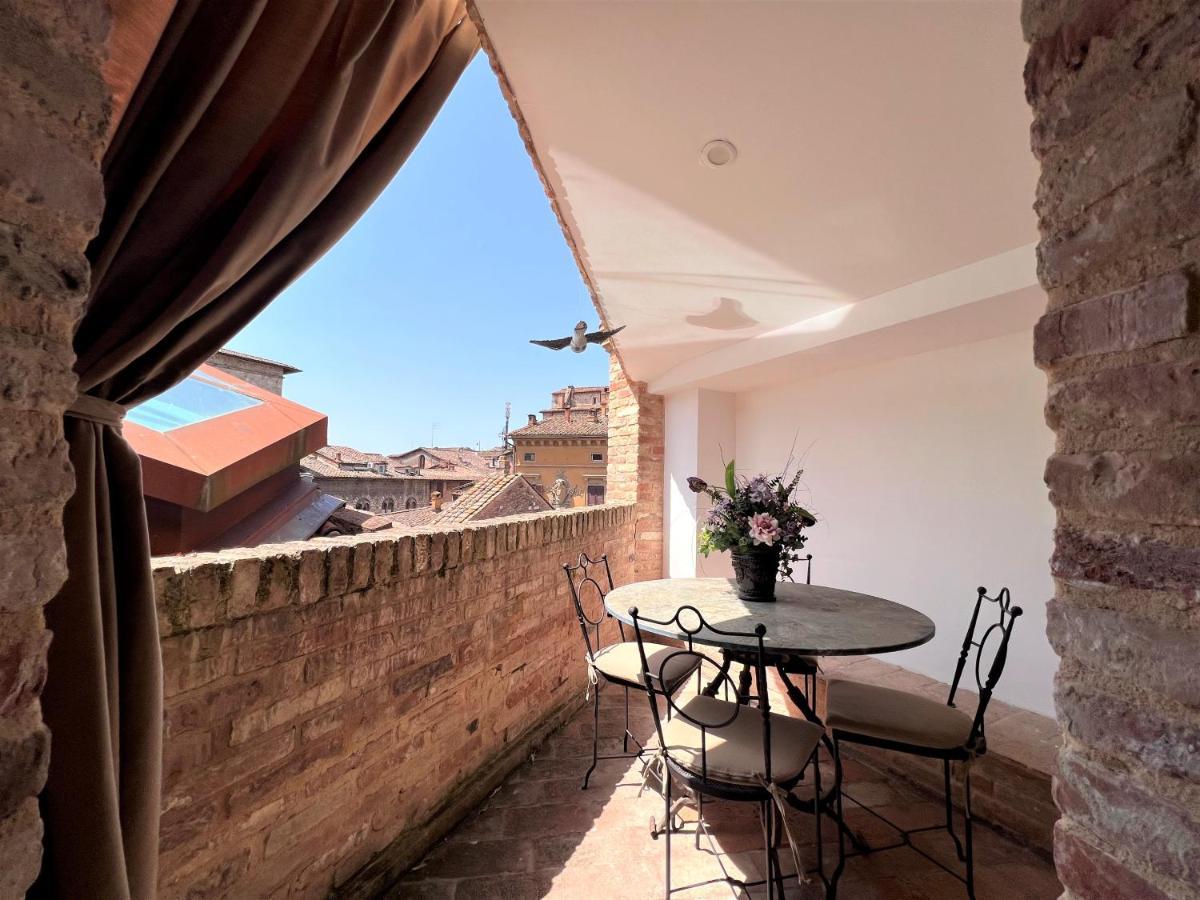 Il Terrazzo Di Tolomei 锡耶纳 外观 照片